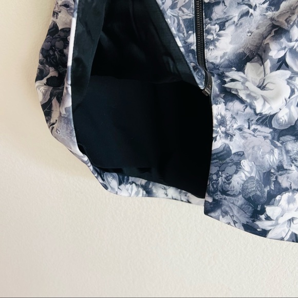 Zara Basic Black & White Floral Envelope Asymmetrical Zipper Detail Skirt - Picture 15 of 16